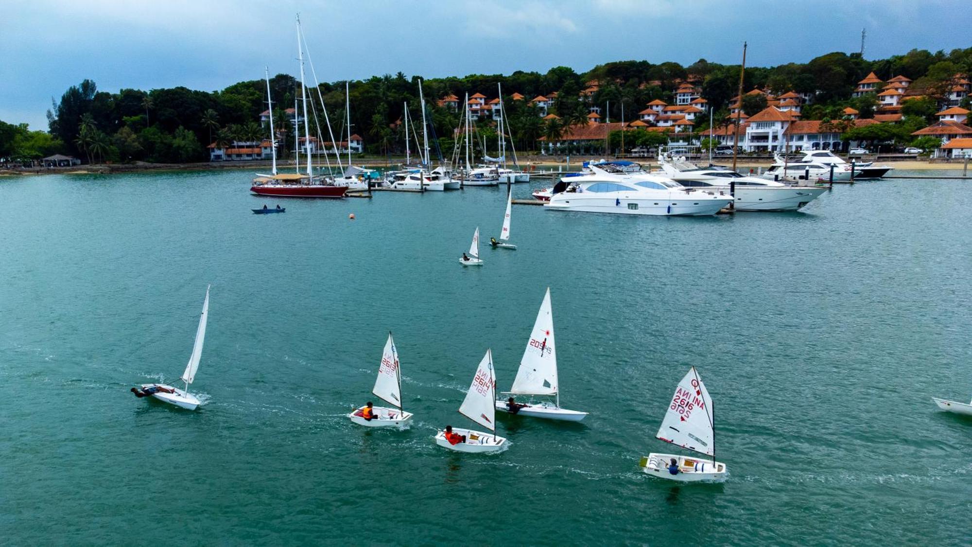 Готель Nongsa Point Marina Екстер'єр фото